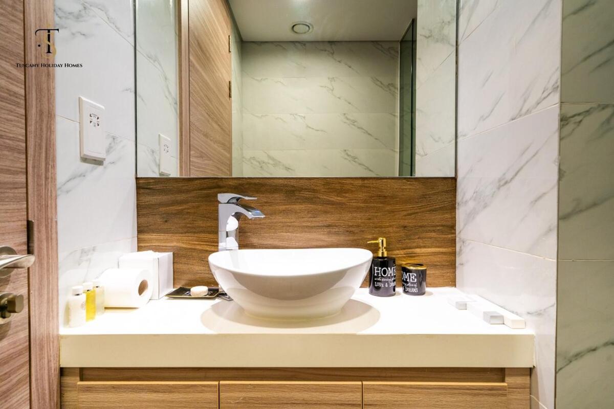 Apartment Splendid Views Studio- Sol Bay Business Bay *