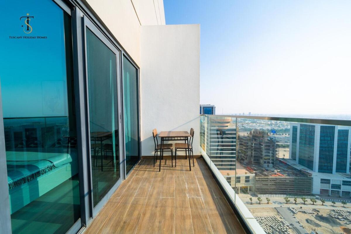 Apartment Splendid Views Studio- Sol Bay Business Bay Dubai